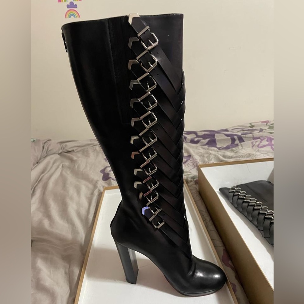 Christian Louboutin Lady Troop 120 Shiny Calf